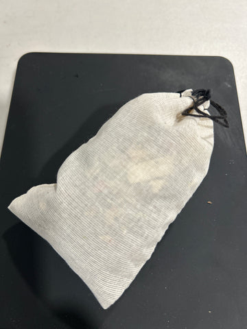 Bugs Be Gone Bags! Muslim bag full off Peppermint, Cedar, Lavender and Rosemary leaves with added Tea Tree Oil! Spread the around the house to keep the bugs outside!